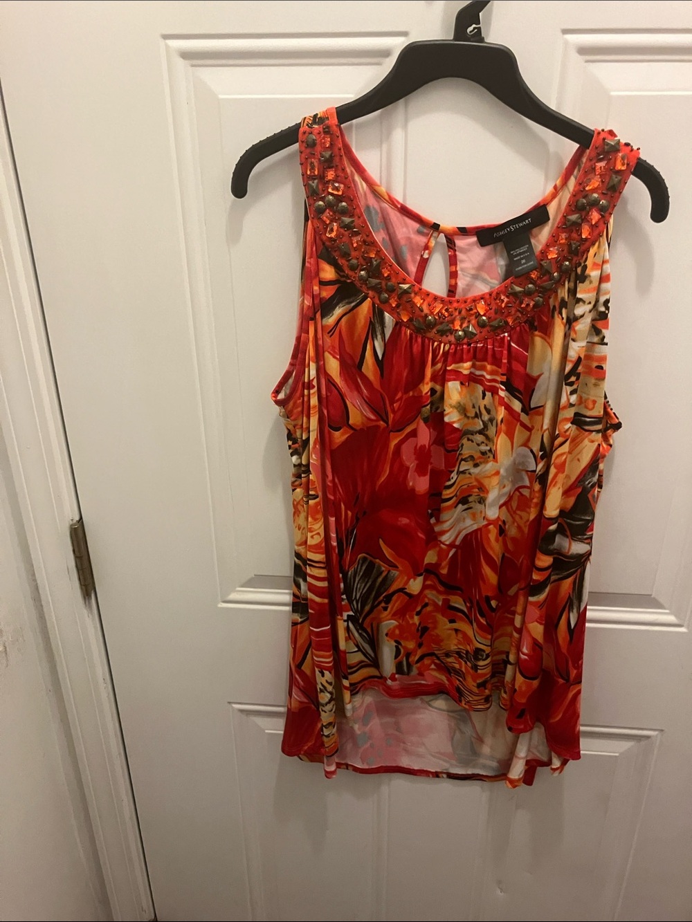 Tommy Bahama Red Orange Floral Sleeveless Beaded Neck Tank
